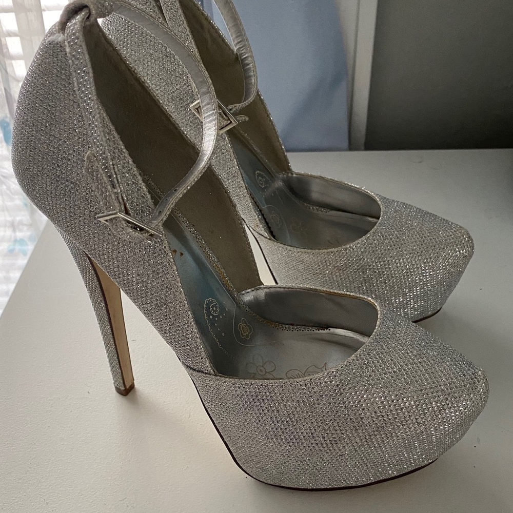 Diamond sparkle heels